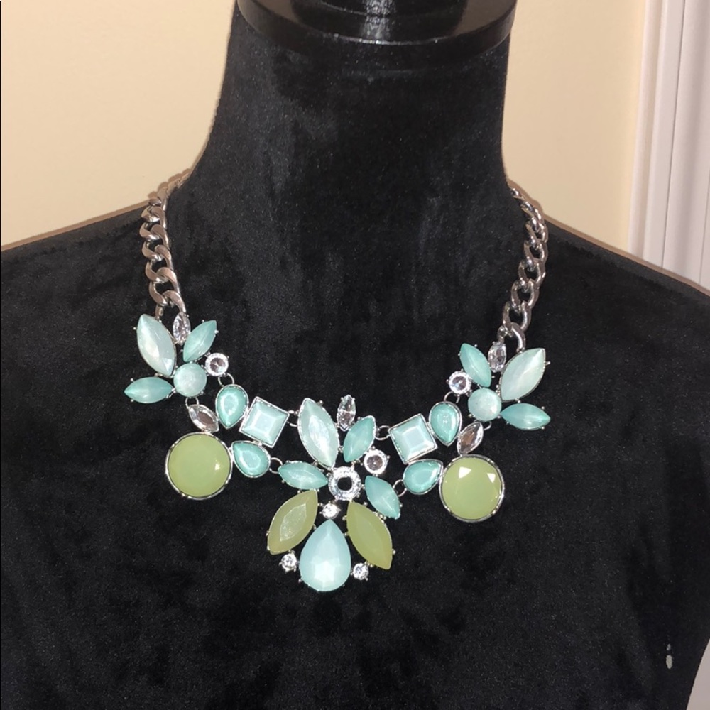 Women’s Statement Necklace